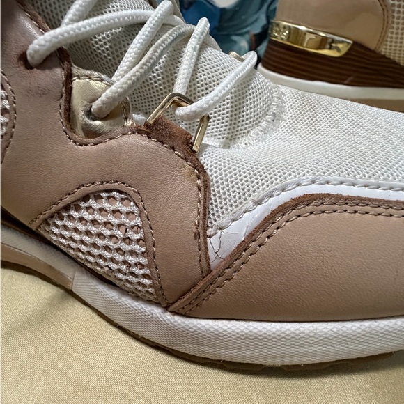 Michael Kors Women's Liv Trainer Wedge Sneakers Sporty Tan Gold Mesh Size 6 - Picture 9 of 15